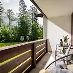 Schlosspark Grubhof - Mitterer Apartment Sankt Martin bei Lofer
