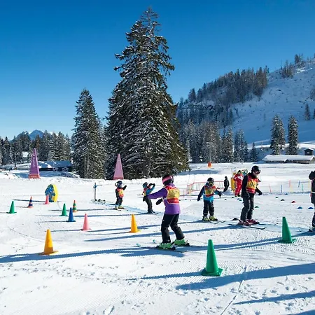 Schlosspark Grubhof - Mitterer * 洛弗附近圣马丁